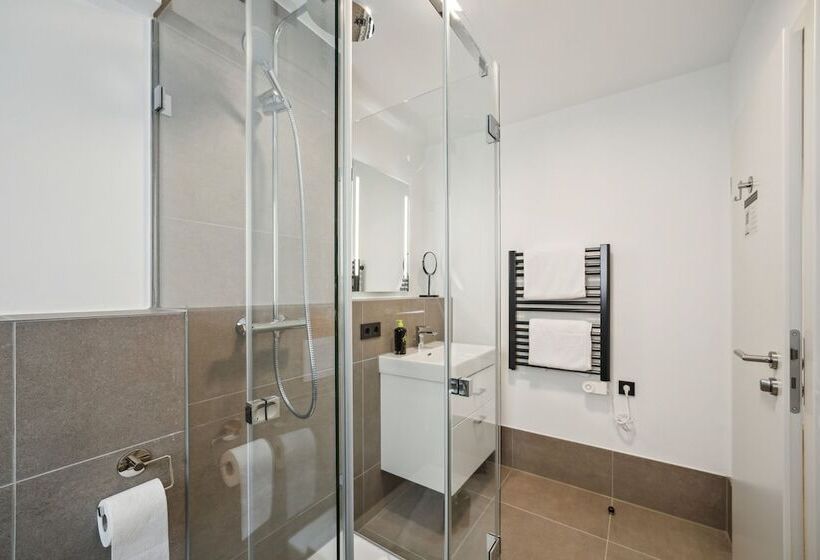 Limehome Nuremberg Celtisplatz