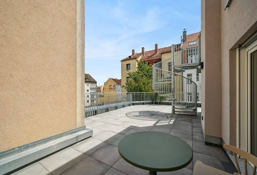 Limehome Nuremberg Celtisplatz