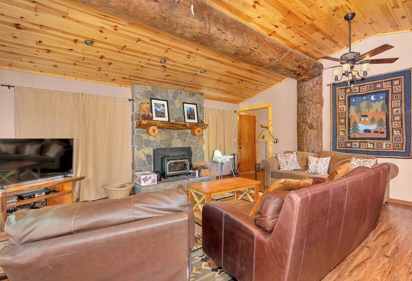 Immersed In Nature! Manzanita Cabin W/hot Tub