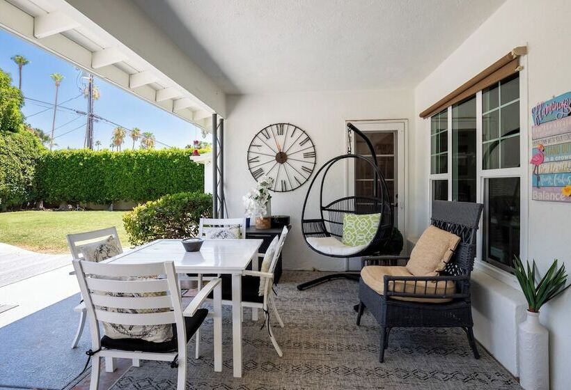 Mesquite Escape Amazing Outdoor Space!