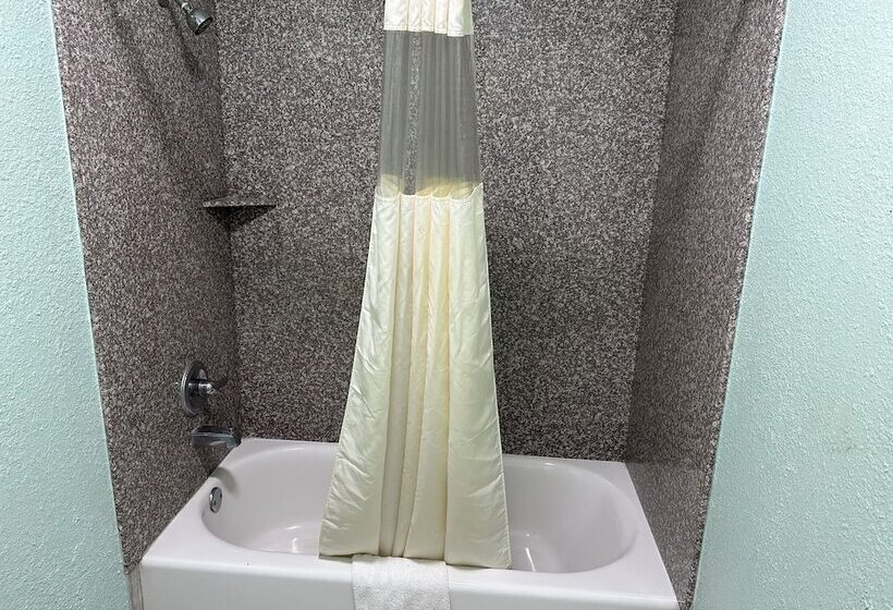 מוטל Roadside Inn