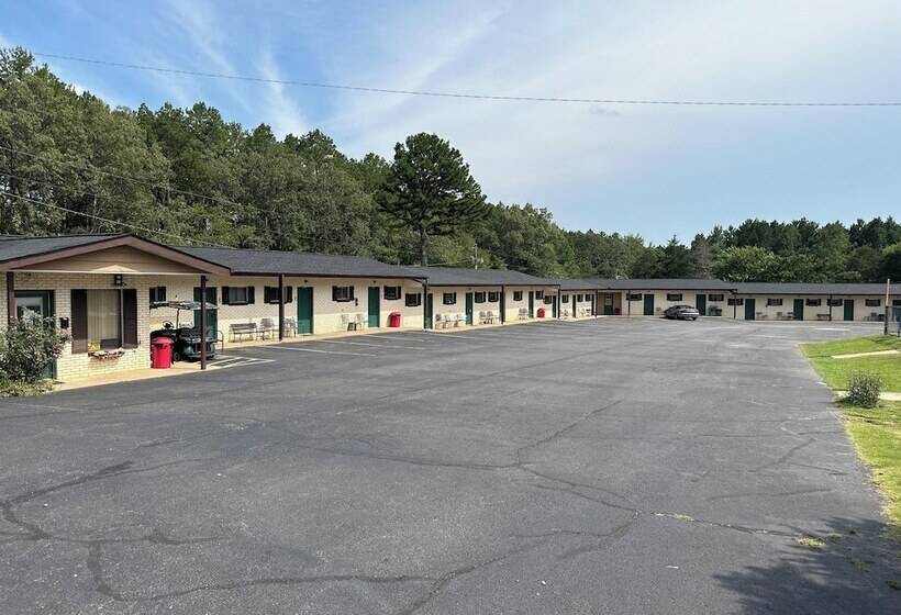 فندق على الطريق Sportsman S Lodge