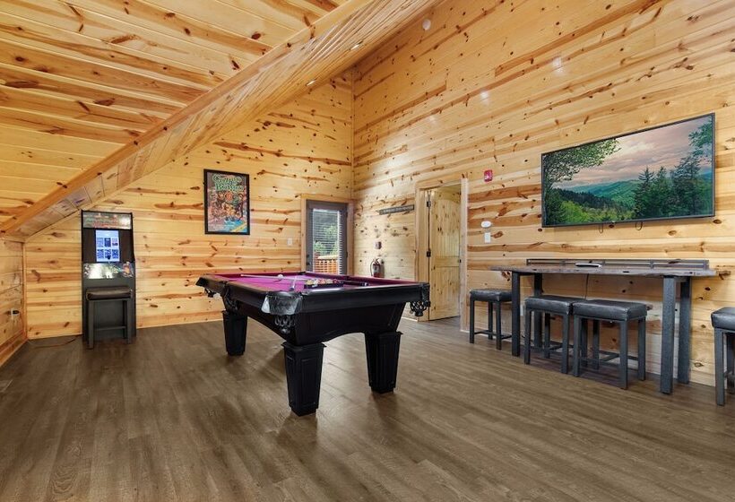 Mountain High Cinema