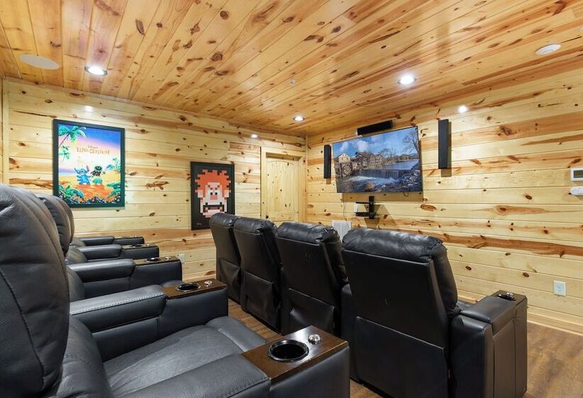 Mountain High Cinema