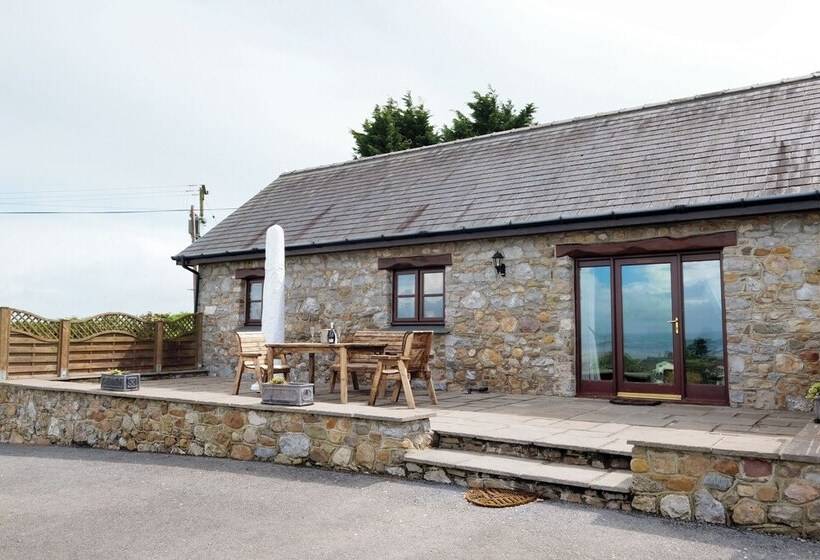 Ocean View Cottage 2   Llanrhidian