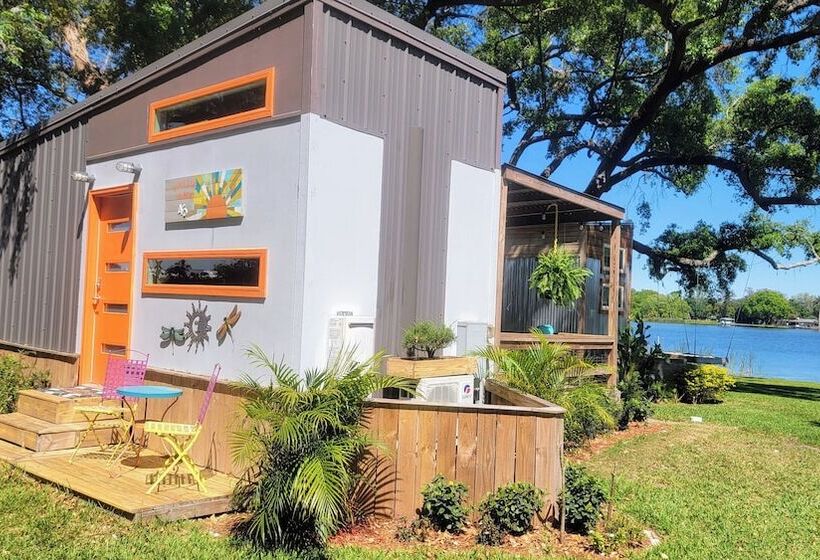 Orlando Lakefront Tiny House Community