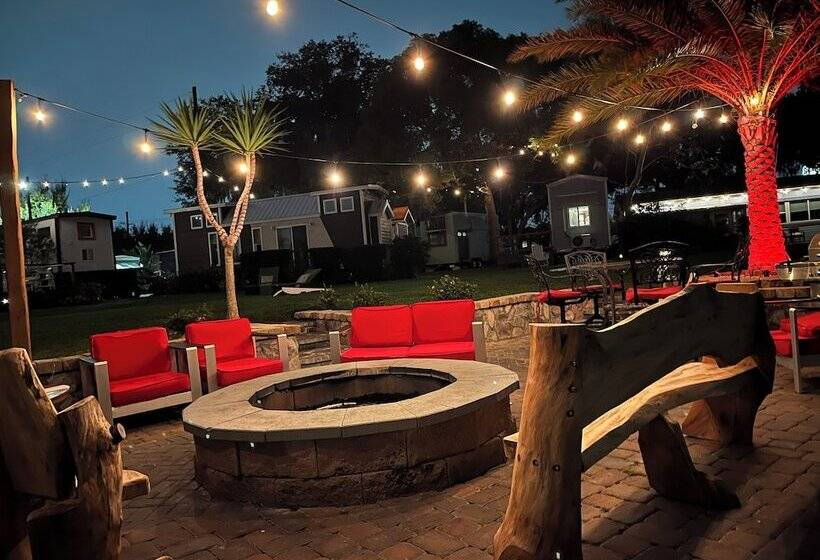 Orlando Lakefront Tiny House Community