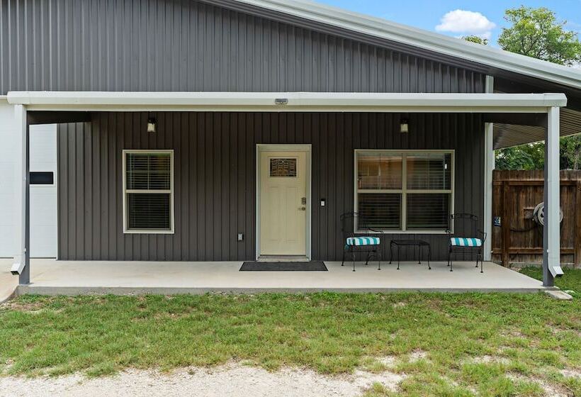 Peaceful Cottage W/ Grill Mins To Lake Travis