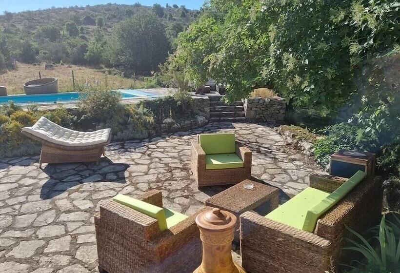 بنسيون 2800 Chemin Du Landre