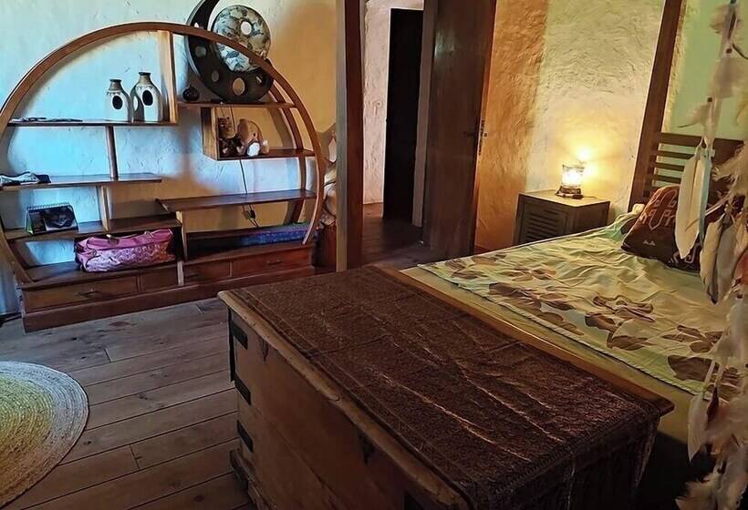 بنسيون 2800 Chemin Du Landre