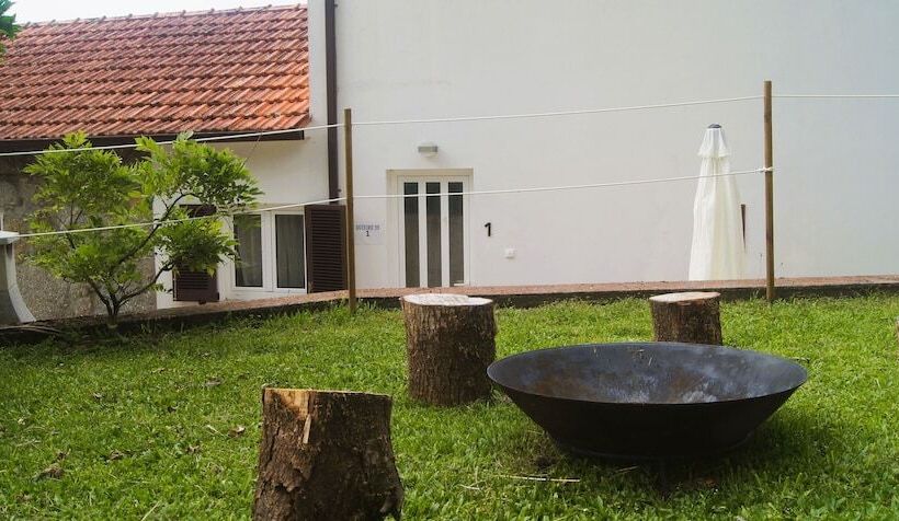 פנסיון Casa Outeiro 99 Paredes De Coura