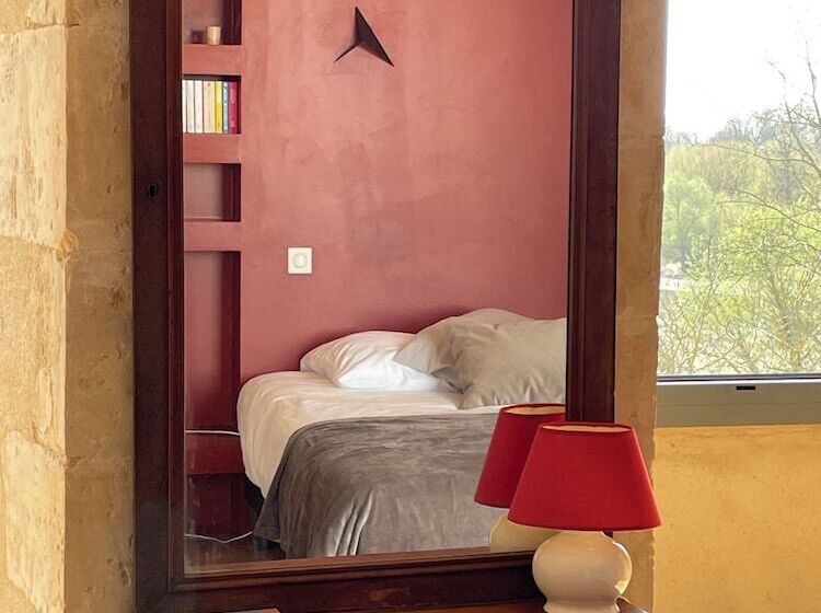 פנסיון Château De Meauce