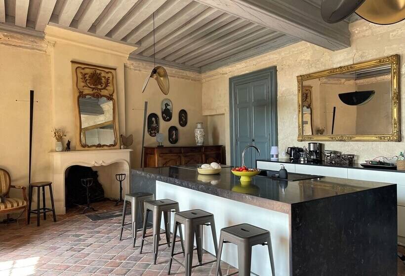 פנסיון Château De Meauce