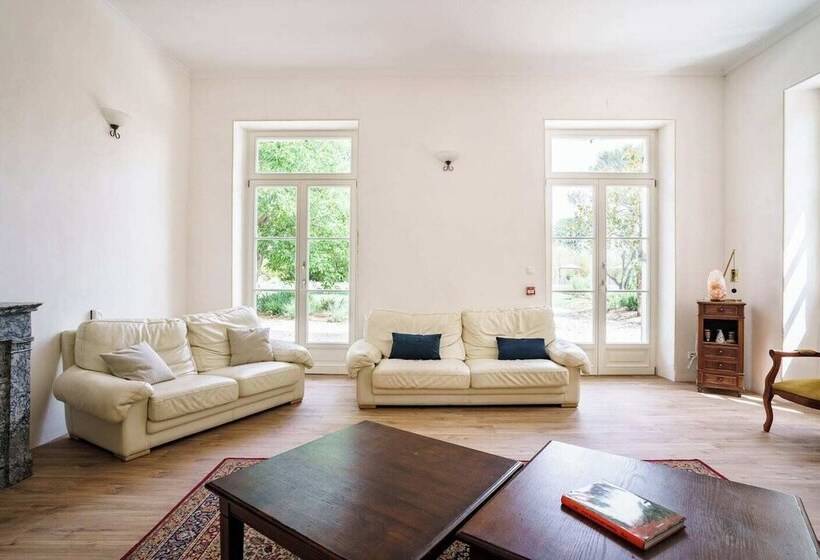 ペンション Domaine De Saint Pierre Travaillan