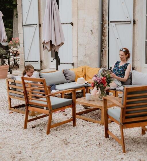 ペンション Domaine De Saint Pierre Travaillan