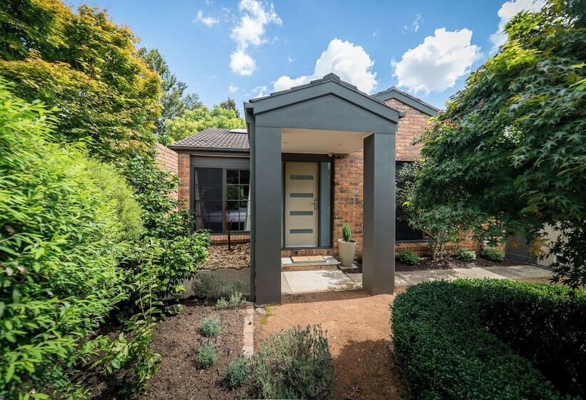 פנסיון Modern 3br In Macquarie