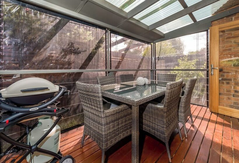 פנסיון Modern 3br In Macquarie