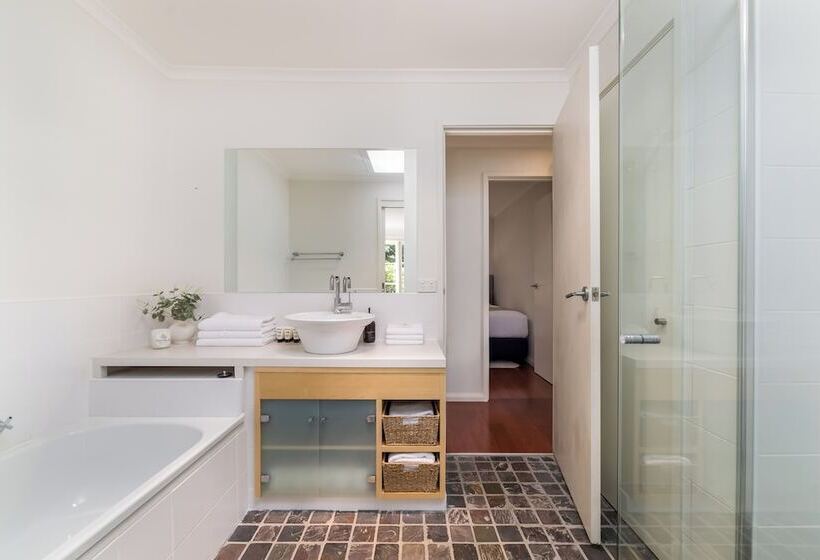 פנסיון Modern 3br In Macquarie
