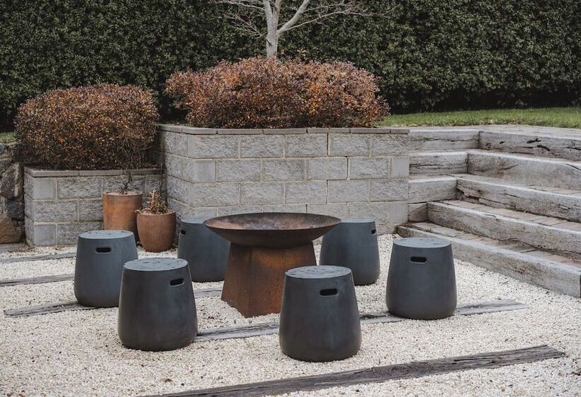 פנסיון Modern 3br With Gardens In Waramanga