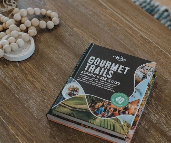 פנסיון Modern 3br With Gardens In Waramanga