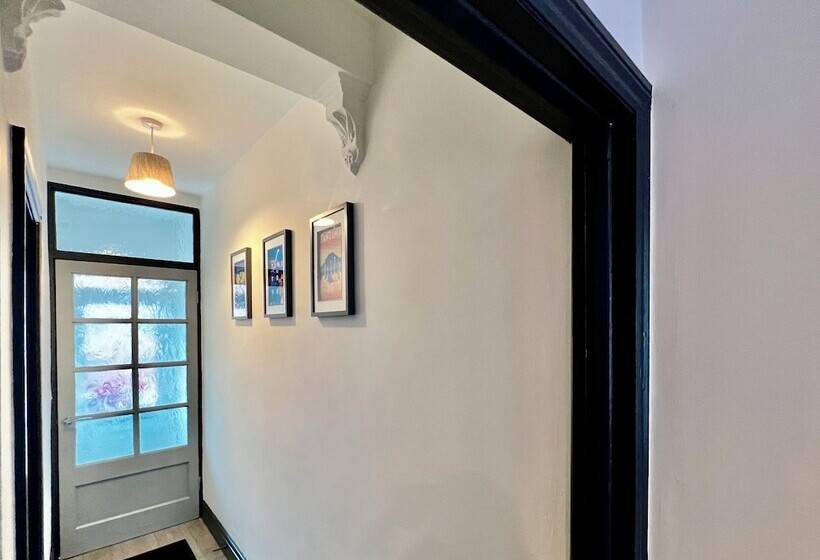 ペンション Oxford House