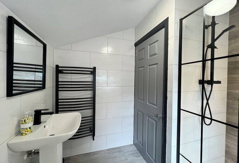 ペンション Oxford House