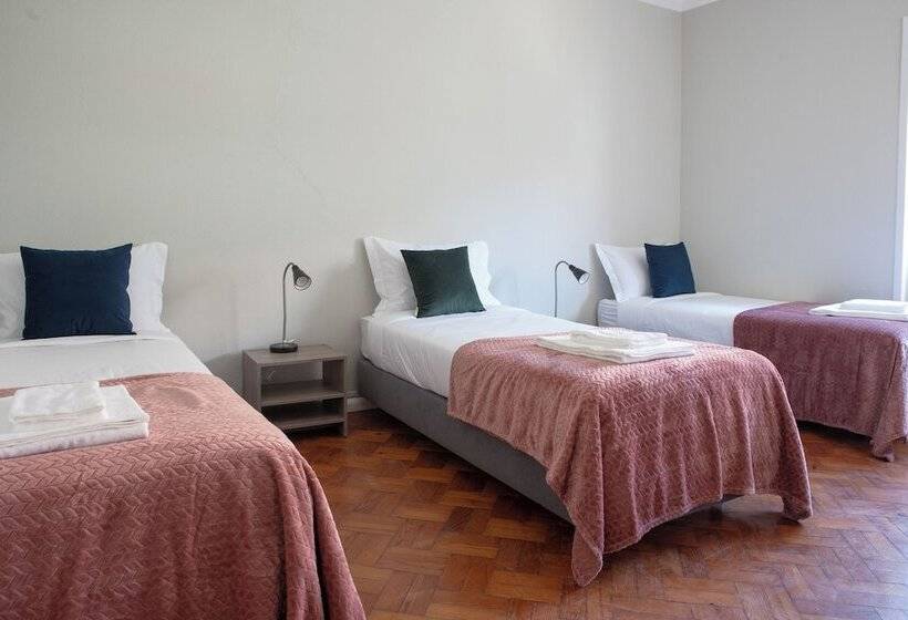 پانسیون Succeed Campo Pequeno Guest House