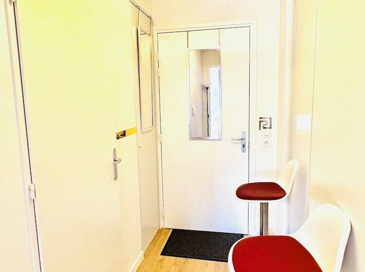 דירת נופש 156 Av. Pasteur B1