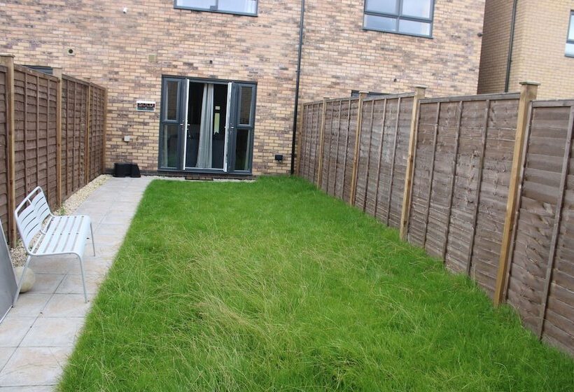 住所  Family Home 5 Bed House In Birmingham City Centre