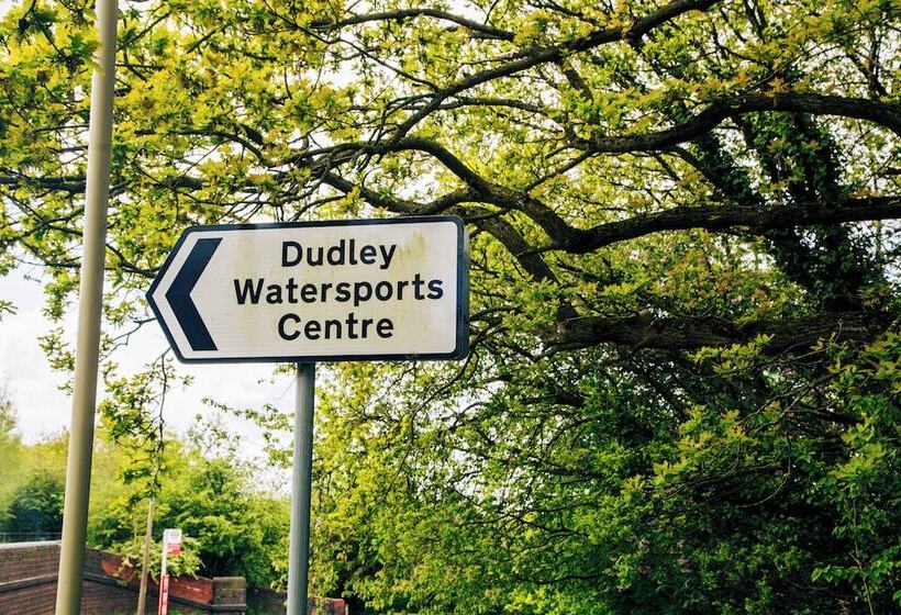 레지던스 2bed House  Dudley Garden Wifi Tv