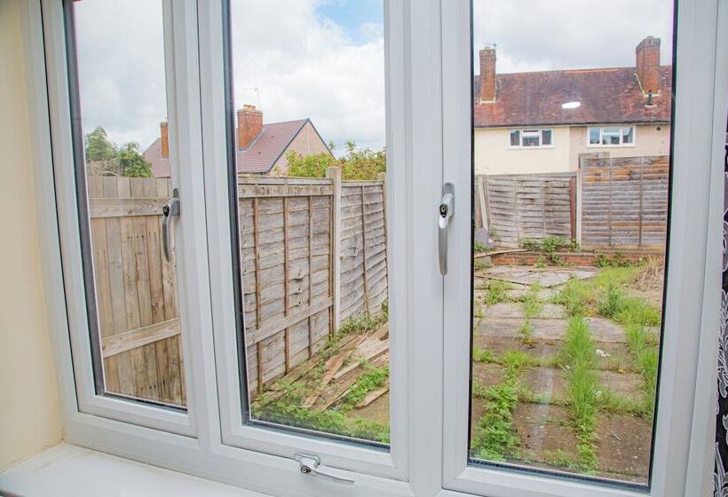 레지던스 2bed House  Dudley Garden Wifi Tv