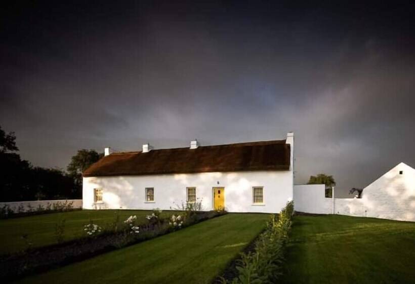 Резиденция No 3 Main St, Charming 3 Bed House In Bellaghy