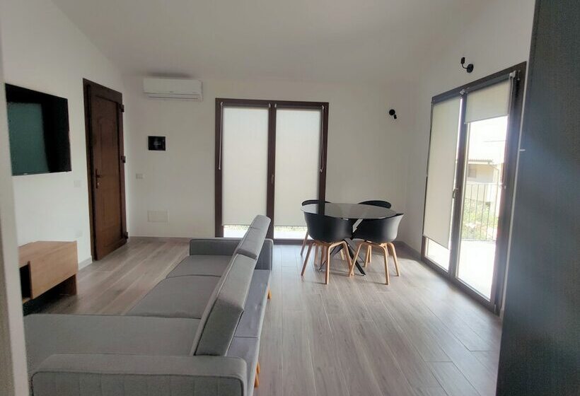 住所 Suite Apartments I4mori Porto Pino