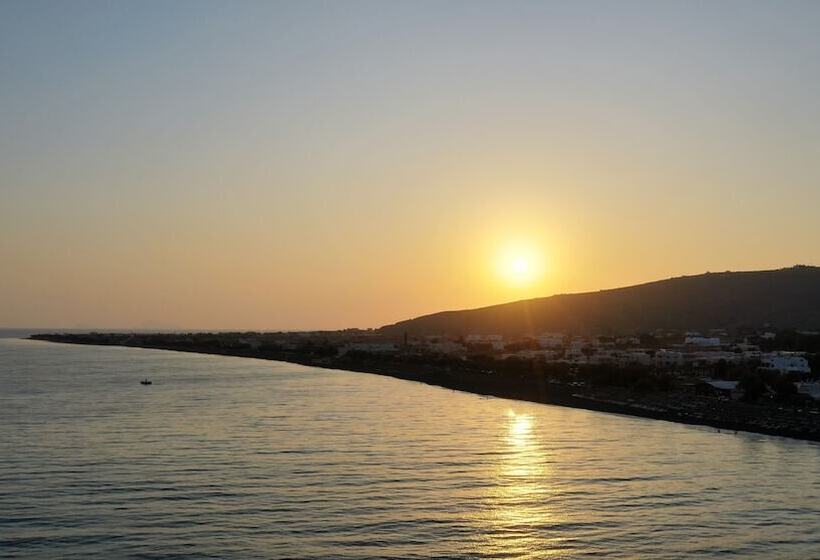 Sand Gem   Beach Apartments