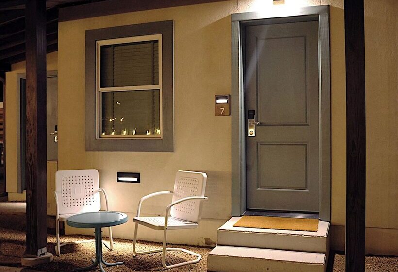 The Dixie Motel Brenham