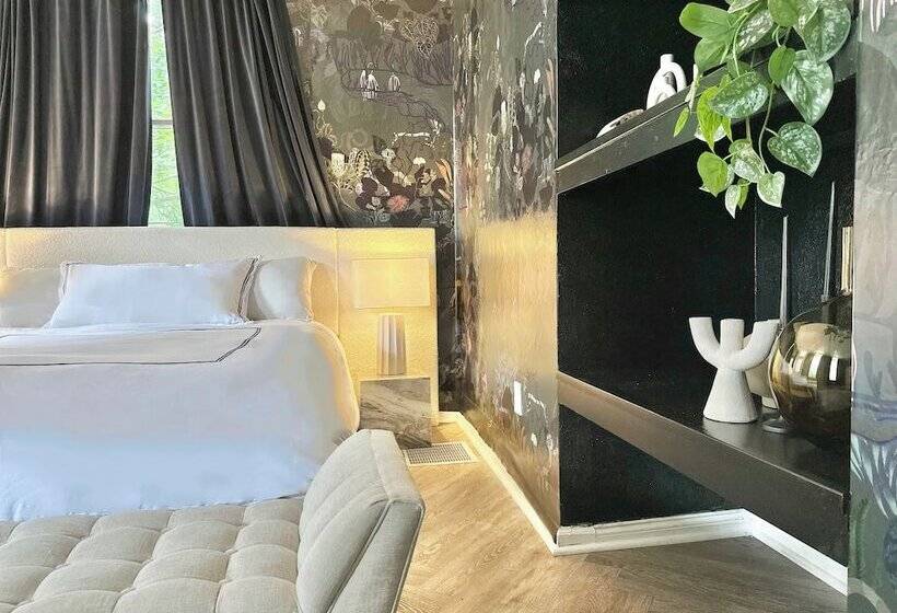 The Elliott Hotel At Highland Park