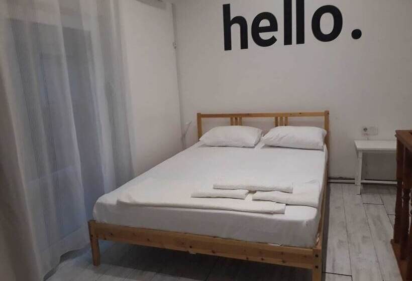 The Nar Suit & Apart