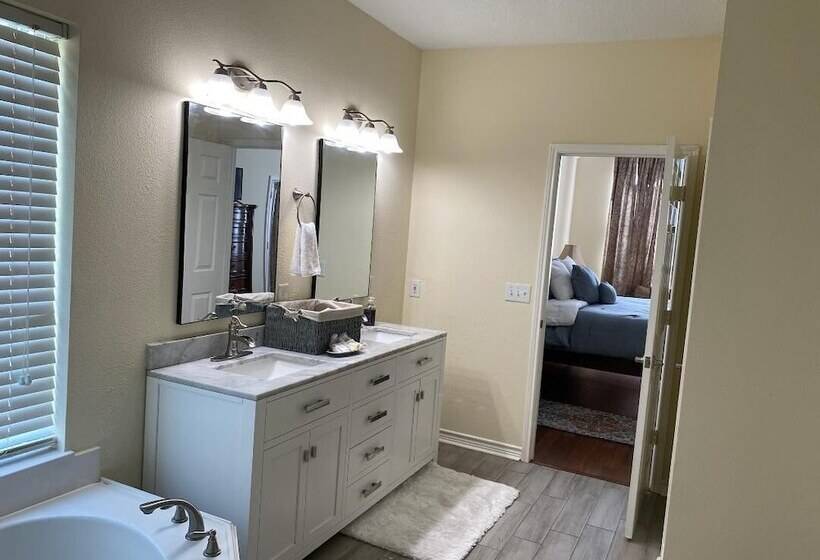 Wiley House Bed And Breakfast