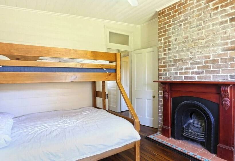 Reflections Yamba Lighthouse Cottages