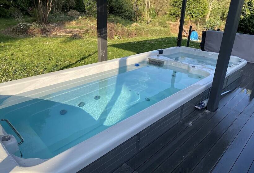 Bed and Breakfast Domaine De Montloue