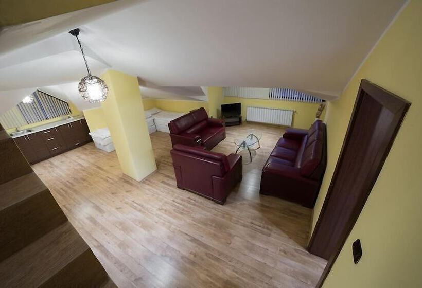 مبيت وإفطار Kris