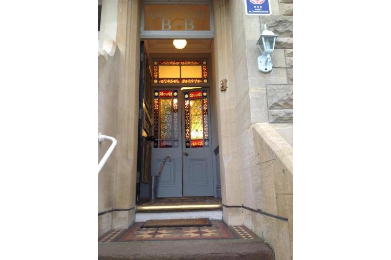 ベッドアンドブレックファースト No. 3