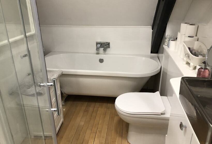 住宿加早餐  Lanehead Old School