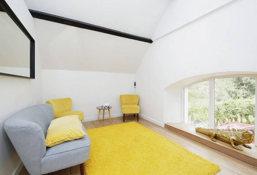 住宿加早餐  Lanehead Old School