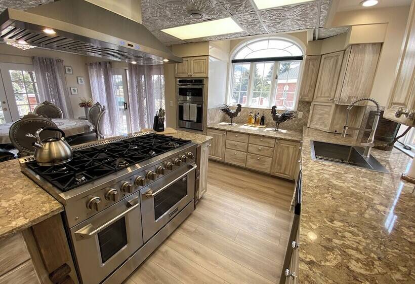 צימר Toad Hall Manor