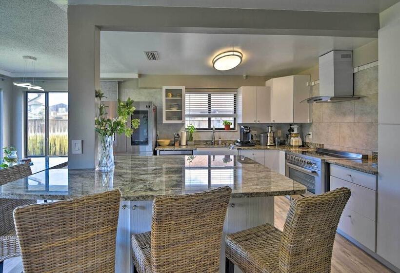 Bright Ormond Beach Home ~ 14 Mi To Daytona!