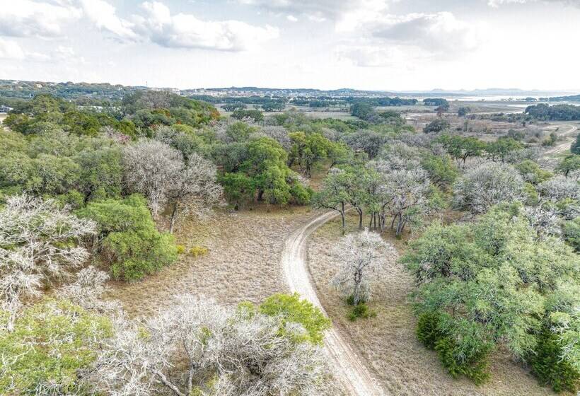 Canyon Lake Grill And Firepit Walk To Lake