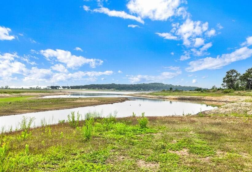 Canyon Lake Grill And Firepit Walk To Lake