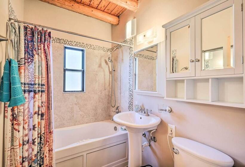 Casa Rosita Home, 3 Mi To Santa Fe Plaza!