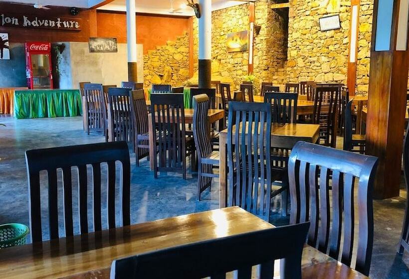 Ceylon Nature Hostel Kitulgala